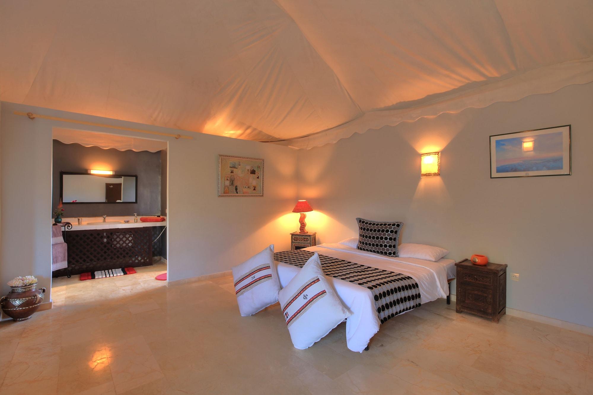 El Ain Villa Marco Au Jardin Des Senteurs מראה חיצוני תמונה
