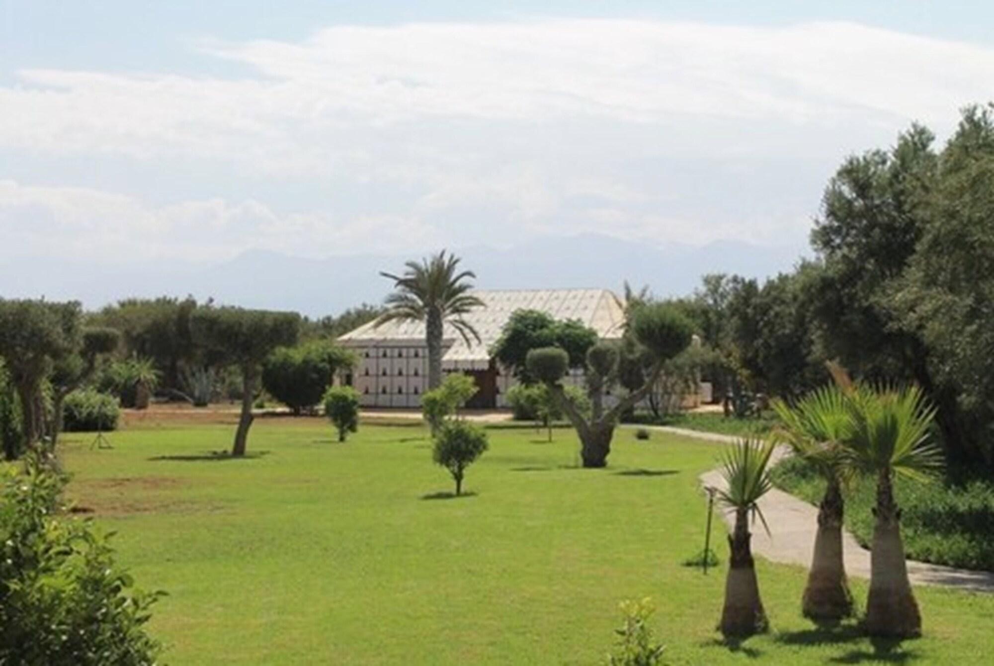 El Ain Villa Marco Au Jardin Des Senteurs מראה חיצוני תמונה